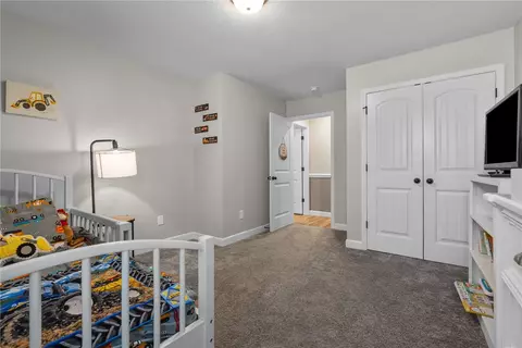 Bedroom - 669 Spartan Commodor Ln, Inman, SC 29349 photo 2 of 2