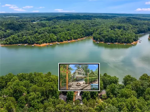 933 Rue Fleur De Lis Cir, Lavonia, GA 30553