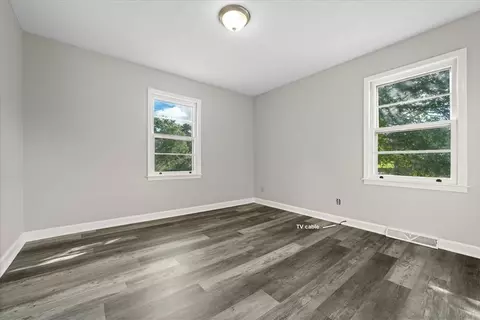 Bedroom - 374 Mountain View Dr, Central, SC 29630 photo 3 of 4