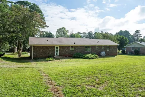 Exterior - 374 Mountain View Dr, Central, SC 29630 photo 5 of 7