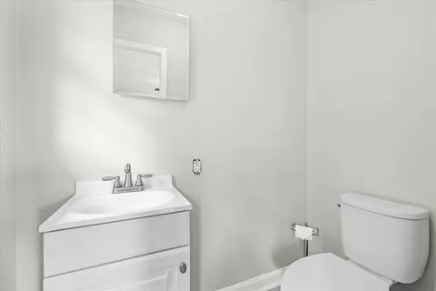Bath - 374 Mountain View Dr, Central, SC 29630 photo 3 of 3