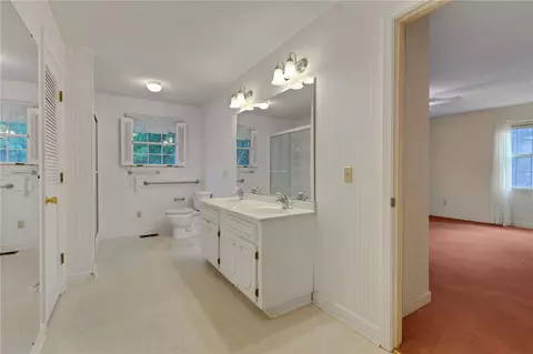 Bath - 705 E Mauldin St, Anderson, SC 29621 photo 2 of 3