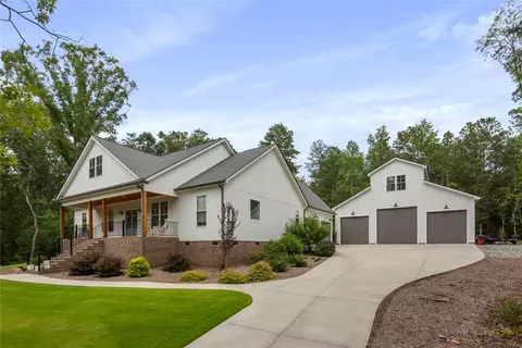 105 Edens Shoals Ct, Six Mile, SC 29682