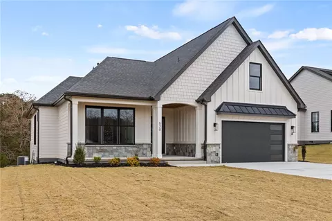 520 Rosedale Way, Seneca, SC 29672 photo 2