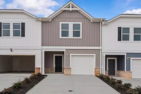 105 Pleasure Ln, Taylors, SC 29687