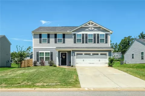 135 Barrington Creek Rd, Piedmont, SC 29673