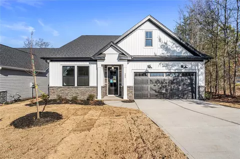 200 Highland St, Taylors, SC 29687