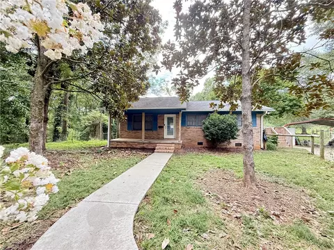 150 Allmon Ln, West Union, SC 29696