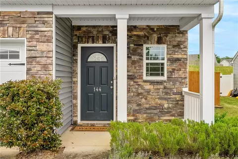 144 Caledonia Dr, Easley, SC 29642 photo 4