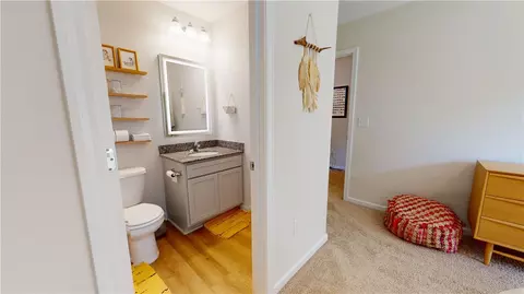 Bath - 203 Royal Way, Pendleton, SC 29670 photo 3 of 4
