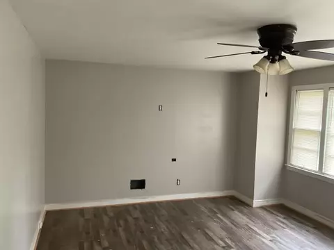 Living - 204 Cedar Cir, Easley, SC 29642 photo 1 of 3