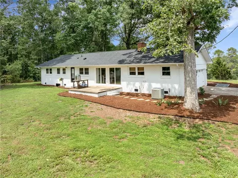 Exterior - 1806 Danenhower Rd, Pendleton, SC 29670 photo 6 of 8
