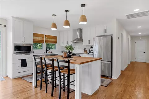 Kitchen - 1806 Danenhower Rd, Pendleton, SC 29670 photo 1 of 6