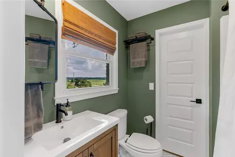 Bath - 1806 Danenhower Rd, Pendleton, SC 29670 photo 2 of 2