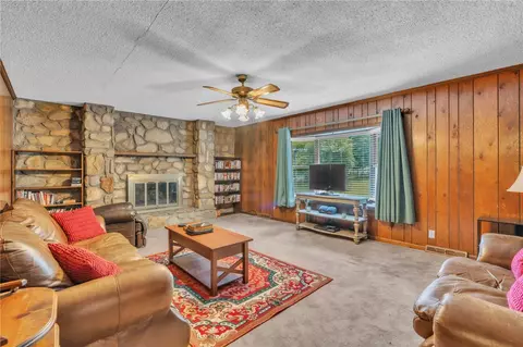 321 Alverson Rd, Pelzer, SC 29669 photo 2