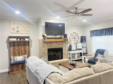 Living - 153 Pendleton St Ext, Pickens, SC 29671 photo 1 of 2