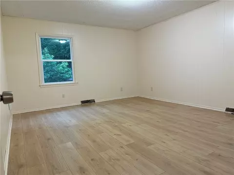 141 Utz Ln, Starr, SC 29684 photo 8