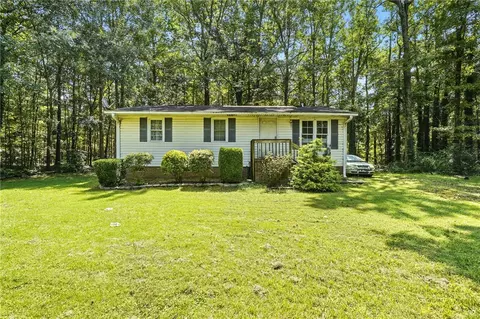 137 Pueblo St, Spartanburg, SC 29301