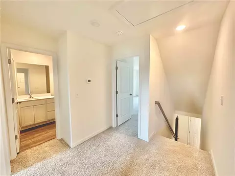 Entry Way - 606 Seaborn Cir, Pendleton, SC 29670 photo 3 of 3