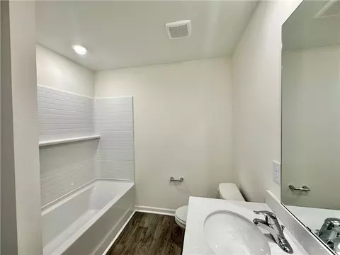 Bath - 606 Seaborn Cir, Pendleton, SC 29670 photo 6 of 6