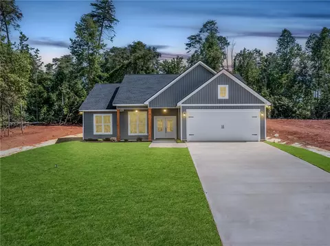 103 Mount Bay Dr, Westminster, SC 29693