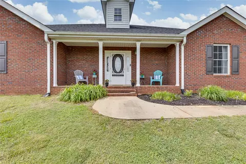 264 Windtree Rdg, Pickens, SC 29671 photo 3