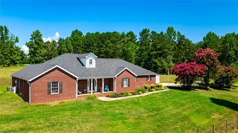 264 Windtree Rdg, Pickens, SC 29671