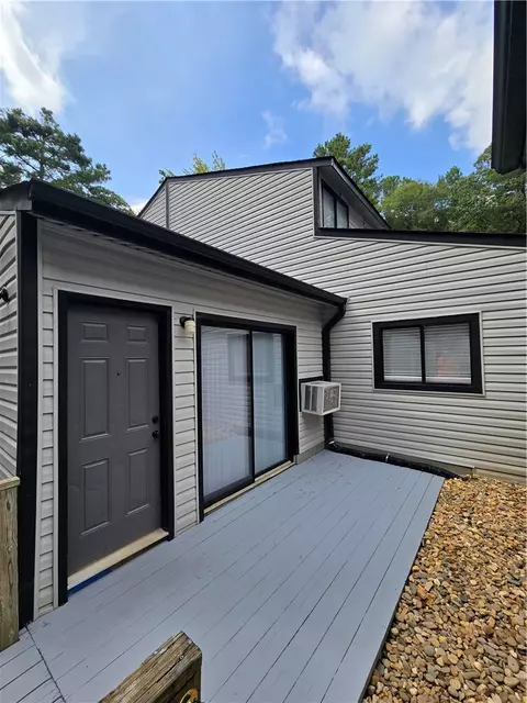 125 Maple St #112, Pendleton, SC 29670