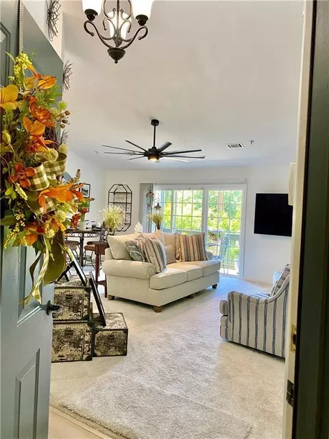 140 Wexford Dr #302, Anderson, SC 29621