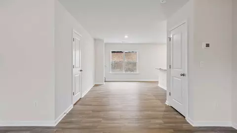 Entry Way - 516 Whitewater Rdg, Seneca, SC 29678 photo 1 of 4