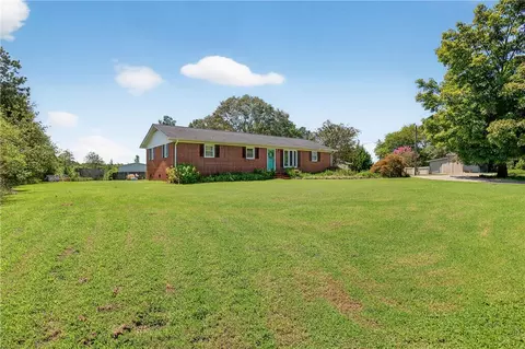 Exterior - 312 Rogers Rd, Pendleton, SC 29670 photo 2 of 15