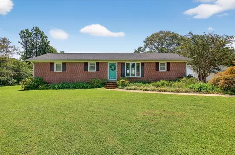 312 Rogers Rd, Pendleton, SC 29670