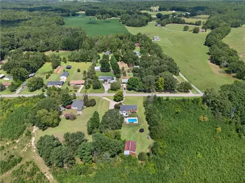 View/Area - 312 Rogers Rd, Pendleton, SC 29670 photo 3 of 8