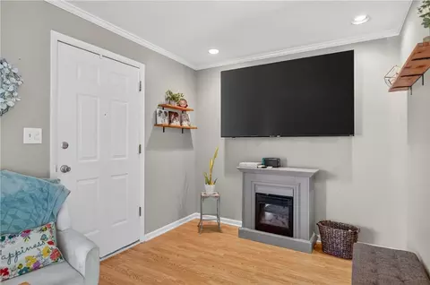 Entry Way - 312 Rogers Rd, Pendleton, SC 29670 photo 2 of 2