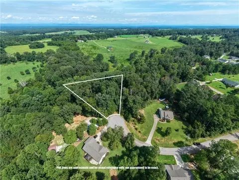 218 High Meadows Dr, Westminster, SC 29693 photo 5