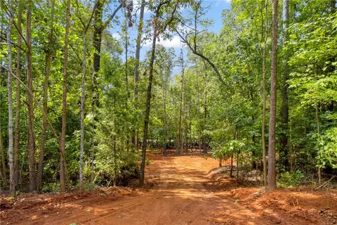 507 Sunshine Dr, Seneca, SC 29678
