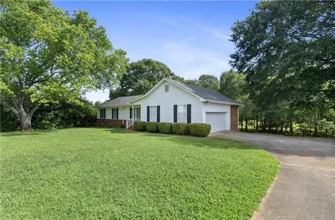 347 Knollwood Dr, Anderson, SC 29625