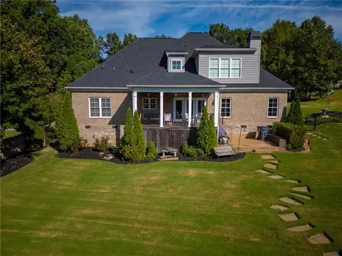 Exterior - 117 Stanridge Ct, Easley, SC 29640 photo 13 of 14