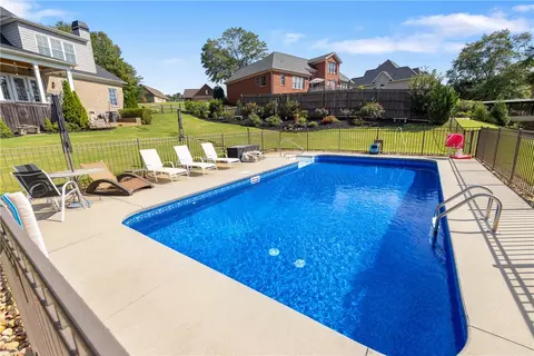 Exterior - 117 Stanridge Ct, Easley, SC 29640 photo 9 of 14