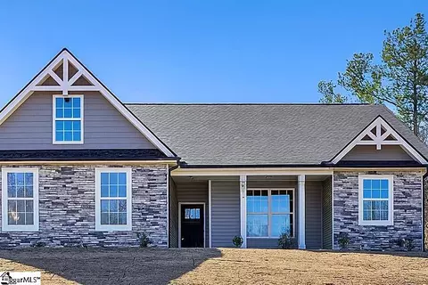 110 Baker Ct, Easley, SC 29640