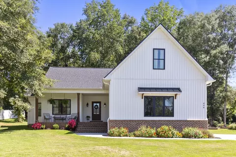 446 Twin View Dr, Westminster, SC 29693