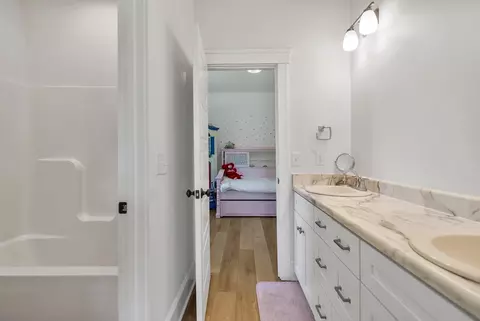 Bath - 291 Orchid Dr, Easley, SC 29642 photo 4 of 5