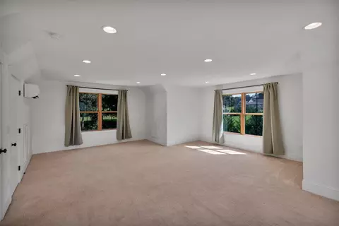Bedroom - 291 Orchid Dr, Easley, SC 29642 photo 4 of 5