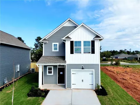 568 Seaborn Cir, Pendleton, SC 29670