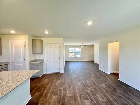604 Seaborn Cir, Pendleton, SC 29670 photo 9