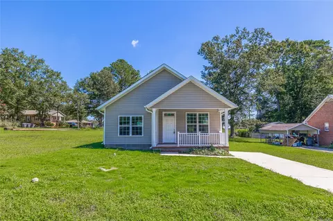 417 Fairview Rd, Laurens, SC 29360