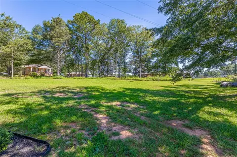 417 Fairview Rd, Laurens, SC 29360 photo 3