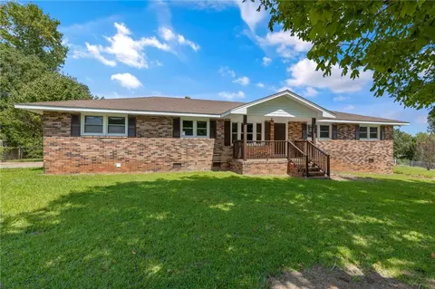 113 Cloverhill Dr, Anderson, SC 29624