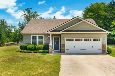510 Blossom Branch Rd, Piedmont, SC 29673