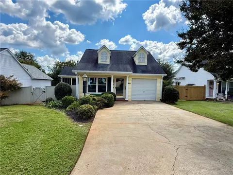 106 Magnolia Ln, Pendleton, SC 29670